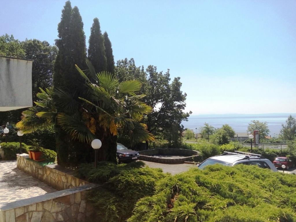 Apartment&Room Romano Matulji Exterior photo