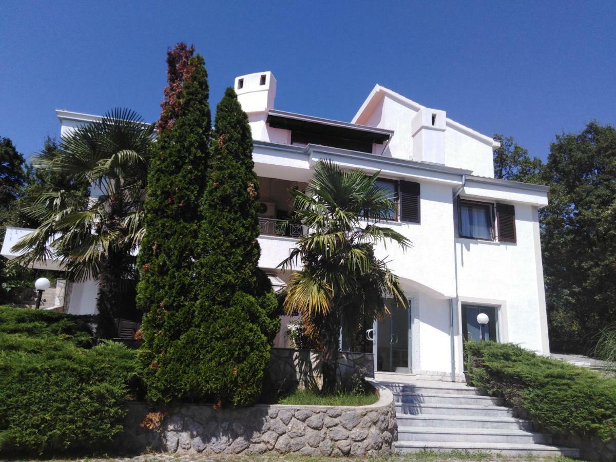 Apartment&Room Romano Matulji Exterior photo